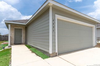 4406 Zoe Pass, San Antonio, TX 78222