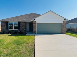 1224 E Ruger Ln, Mustang, OK 73064