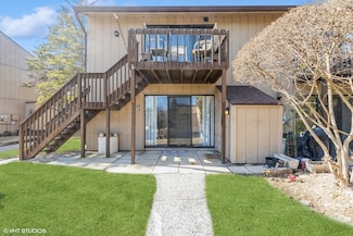 23 Jamaica Colony Unit 3, Fox Lake, IL 60020