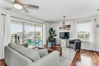 7472 Sunset Harbor Dr Unit 333, Navarre, FL 32566