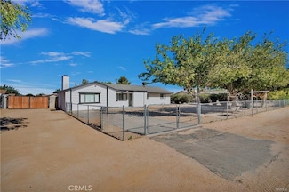 14666 Maricopa Rd, Victorville, CA 92392
