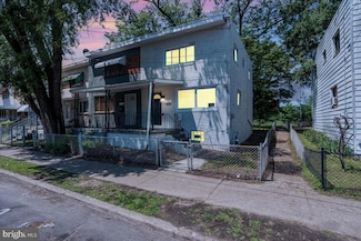 1579 S 8th St, Camden, NJ 08104