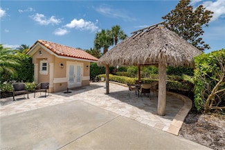 13419 Snook Cir, Naples, FL 34114