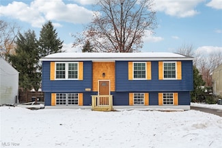 1365 Argyle Dr, Madison, OH 44057