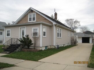 4043 Anna Ave, Lyons, IL 60534