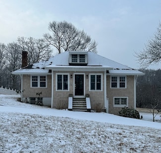 127 Rockland St, Hingham, MA 02043