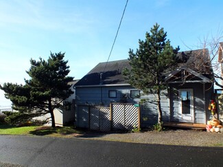 1785 Rosenberg Loop, Oceanside, OR 97134