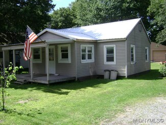 2205 Pleasant Ave, Sylvan Beach, NY 13157