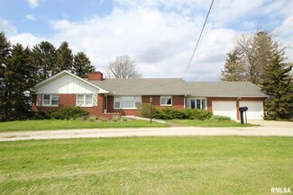 2499 Eureka Rd, Eureka, IL 61530