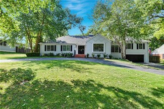 6624 Rainbow Ave, Mission Hills, KS 66208