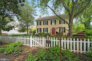 106 S Queen St, Chestertown, MD 21620