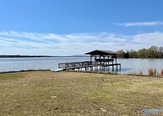 6080 Rosemary Ln, Cedar Bluff, AL 35959