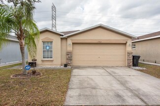 7962 Carriage Pointe Dr, Gibsonton, FL 33534