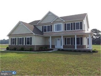 2 Country Ln, Pilesgrove, NJ 08098