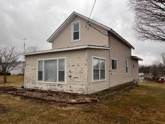 408 W Mccallum St, Montgomery, MI 49255