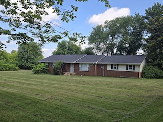 7044 Bethel Rd, Greenbrier, TN 37073