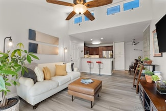 5402 Balboa Arms Dr Unit 415, San Diego, CA 92117