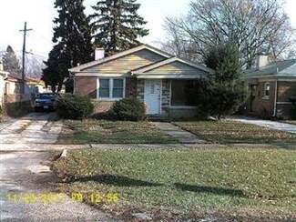 15529 Vincennes Rd, Phoenix, IL 60426