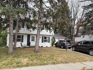 816 7th Ave S, Moorhead, MN 56560