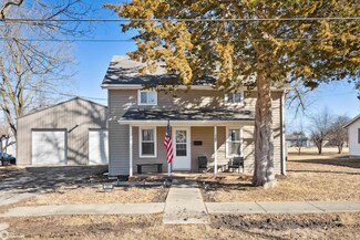 307 S Cottonwood St, New London, IA 52645