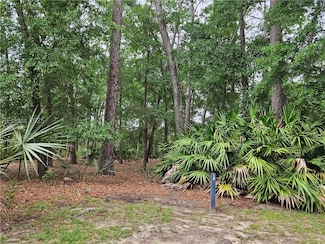 18 Anchorage Way, Beaufort, SC 29902