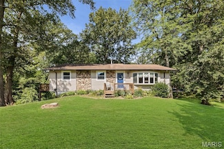 1716 Fountainbleu Dr, Worden, IL 62097
