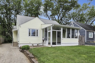 3505 Dresden St, Columbus, OH 43224