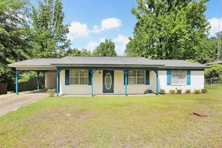 611 Simpson Cir, Mendenhall, MS 39114