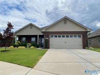 471 E Mossyleaf Dr SW, Huntsville, AL 35824