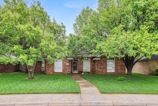 5809 Foxcroft Dr, Amarillo, TX 79109