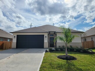 1233 Friendship Trail, Seabrook, TX 77586