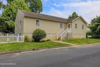 22 Ridgewood Ave, Leonardo, NJ 07737