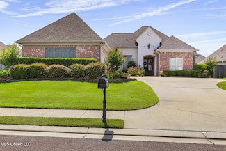 308 W Park St, Canton, MS 39046