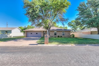 112 Van Zandt St, San Angelo, TX 76905