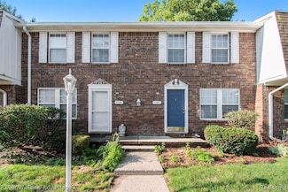 6204 Beechfield Dr Unit 125, Lansing, MI 48911