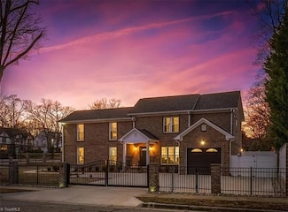 1700 W Market St, Greensboro, NC 27403
