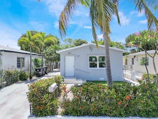 423 N F St, Lake Worth, FL 33460