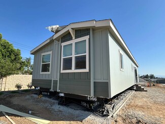 3444 W Center St Unit 7, Riverside, CA 92501