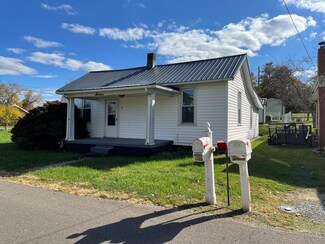 16 Dickason St, Jackson, OH 45640