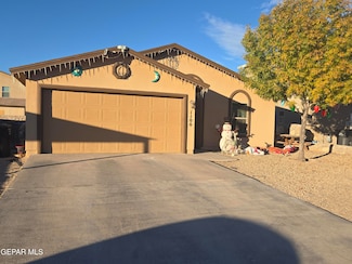 1100 Natalia St, Anthony, NM 88021