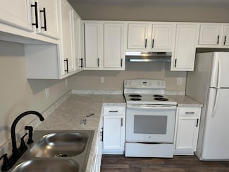 1537 N Avalon Cir, Charleston, SC 29407