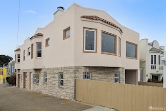 1695 27th Ave, San Francisco, CA 94122