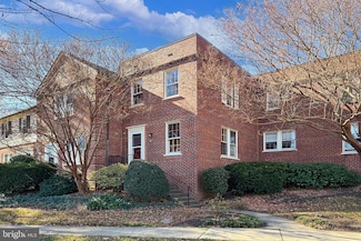 1600 S Barton St Unit 747, Arlington, VA 22204