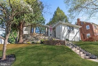 5173 Linnean Terrace NW, Washington, DC 20008