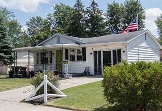 3320 Varsity Ln, Fort Wayne, IN 46805