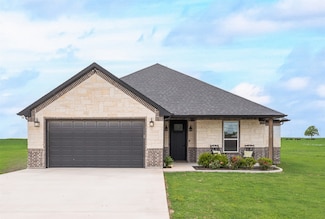 95 County Road 381, Gainesville, TX 76240