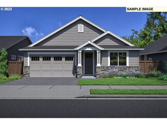 208 SE 18th Ave, Canby, OR 97013