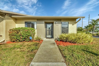 2709 60th Avenue Plaza N Unit D, Bradenton, FL 34207