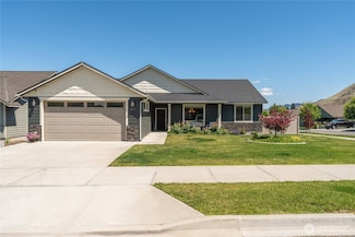 1817 Troon Ave, Wenatchee, WA 98801