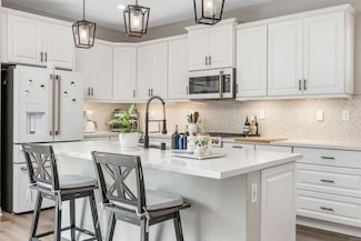 1533 Laurelwood Way, Oceanside, CA 92056